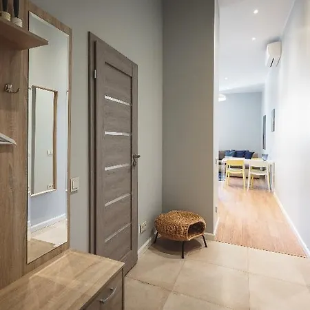 Lux - Easy Apartamento